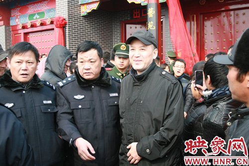 郭達(dá)現(xiàn)身馬街書會(huì)現(xiàn)場(chǎng)。