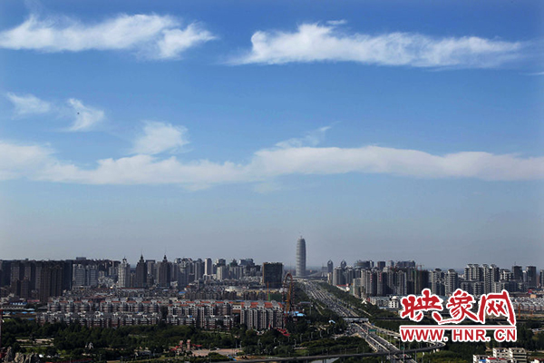 2015年4月鄭州成為全國(guó)10個(gè)“綠色交通”試點(diǎn)城市之一。