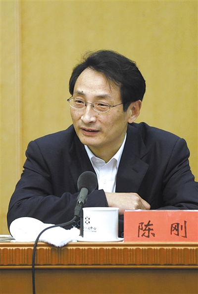 昨日，北京市人大代表、北京市副市長陳剛參與豐臺團(tuán)小組討論。 新京報記者 浦峰 攝