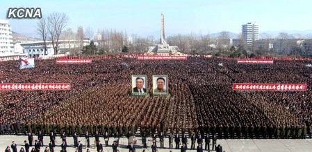 朝鮮民眾稱，朝鮮軍民“將在任意時期、對任意對象隨意實施無止境的正義打擊，一定實現(xiàn)民族的夙愿祖國統(tǒng)一大業(yè)”。