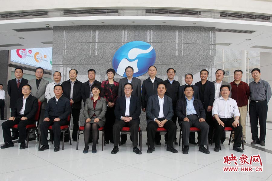 河南省委書記、省人大常委會(huì)主任郭庚茂視察河南電視臺(tái) 東方今報(bào)記者沈翔 劉棟杰/攝