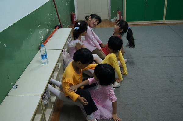 藝校妹子到底有多苦？