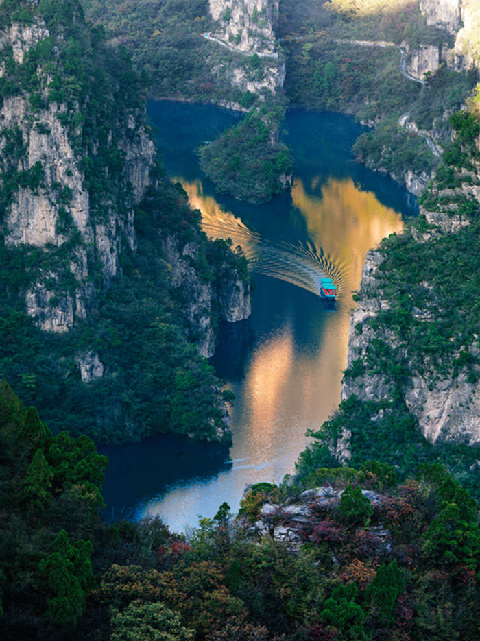 青龍峽、峰林峽景區(qū)推出女性免票月優(yōu)惠活動(dòng)