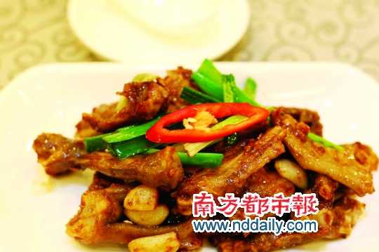 低，是實(shí)惠也是風(fēng)格俗 是喜劇也是味道