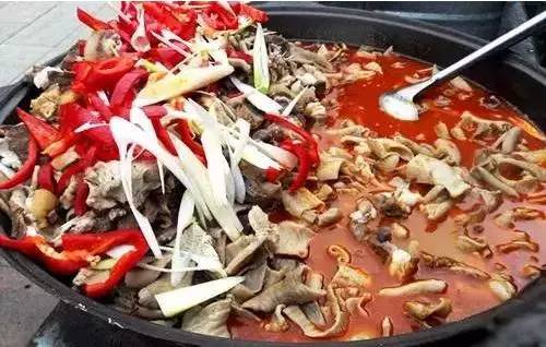 新疆奇葩”黑暗料理“ 你吃過嘛？