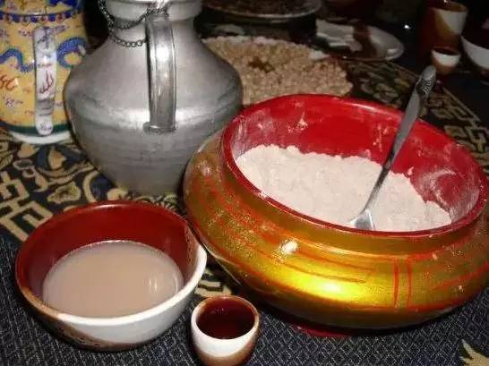 新疆奇葩”黑暗料理“ 你吃過嘛？