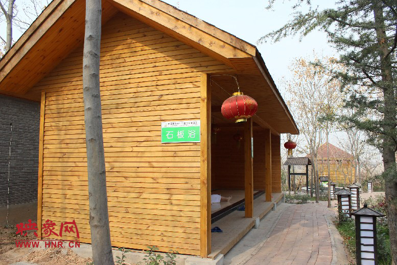 石板浴，躺在上面超級(jí)爽