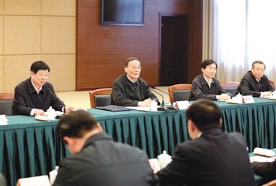 3月25日，王岐山在山東省臨沂市蒙陰縣主持召開蒙陰縣委常委擴大會議。