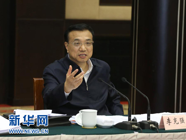 4月28日，中共中央政治局常委、國務院總理李克強在重慶主持召開座談會