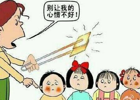 又是精神病？補課孩子遭棒擊 女老師下此毒手原因為何？