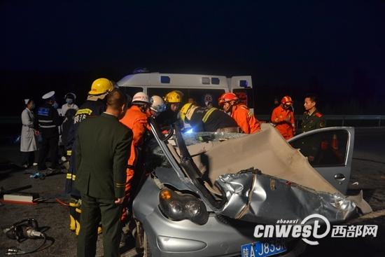 5人死！比亞迪被寶馬追尾 車身剩一半