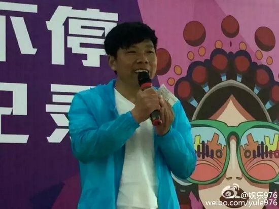 見(jiàn)證挑戰(zhàn)的戲迷代表陳紅森講述自己和戲曲的故事、見(jiàn)證歷史時(shí)刻的心情。
