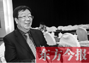 全國(guó)人大代表、鄭州大學(xué)黨委書(shū)記鄭永扣