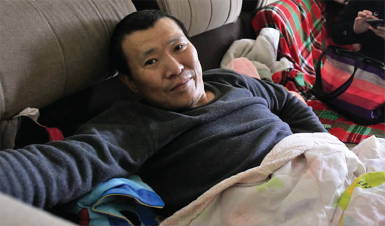 11月11日，李剛病情再次惡化，在眾多朋友的鼓勵(lì)下，他將再赴西安進(jìn)行手術(shù)治療
