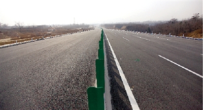 鄭上快速路工程建設已進入收尾階段。