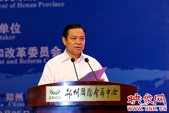 省委常委、常務(wù)副省長(zhǎng)李克致辭