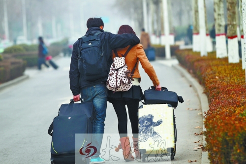迫不及待地渴盼開學、想念學校，很大程度是因為身邊又有了你的身影相伴。
