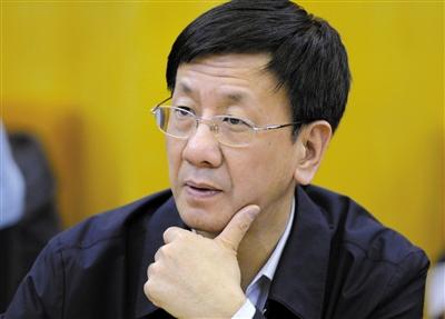 昨日，最高檢檢察長曹建明在遼寧團參加“兩高”報告分組審議。記者 陳杰 攝