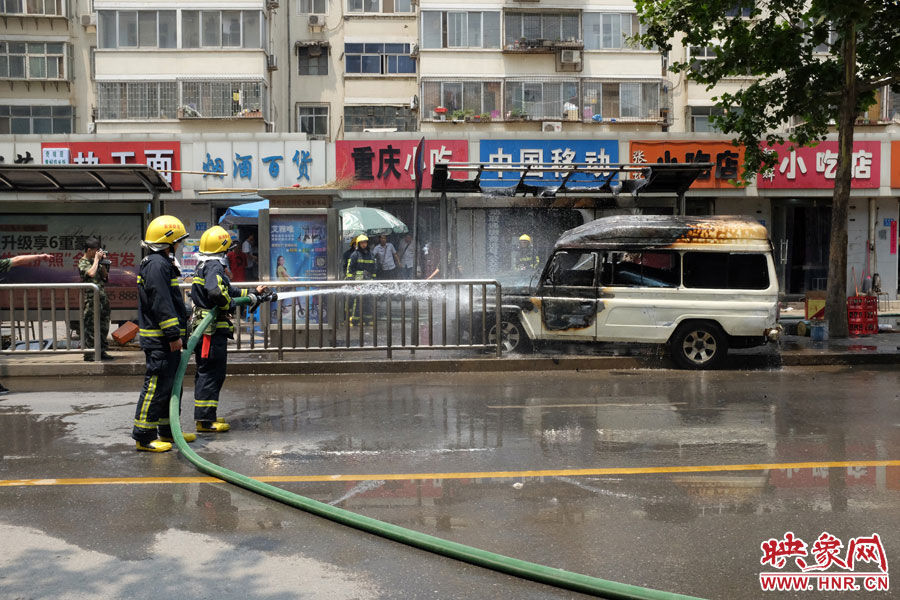 火災(zāi)現(xiàn)場(chǎng)。
