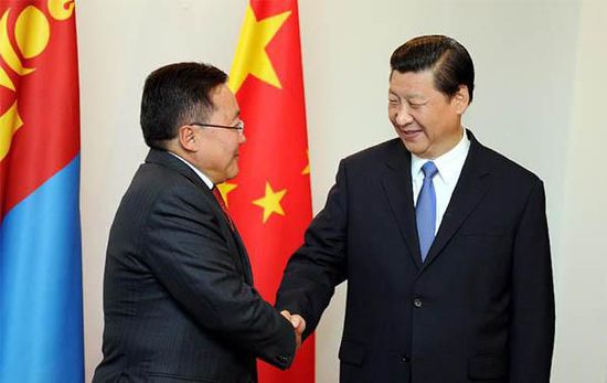 去年9月12日，國家主席習(xí)近平在比什凱克會見蒙古國總統(tǒng)額勒貝格道爾吉。 新華社記者謝環(huán)馳攝