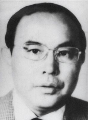 胡玉興 現(xiàn)年59歲，外逃前任山西省太原市住房制度改革辦公室主任，2002年7月逃往澳大利亞或新西蘭。
