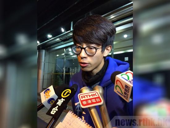 黃臺(tái)仰因設(shè)想?yún)⑴c旺角暴亂被香港警方拘捕，被指涉嫌參與旺角暴動(dòng)。