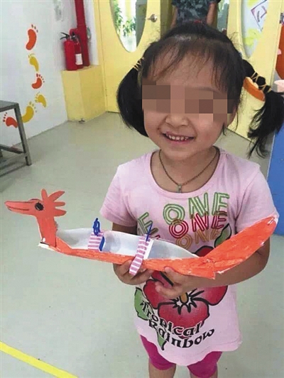 深圳5歲女孩羅一笑患上白血病，在深圳市兒童醫(yī)院救治。網(wǎng)絡(luò)截圖