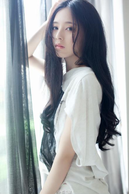 廈大?；ǔ涛蹑虑寮儗?xiě)真獲贊 素顏美到窒息