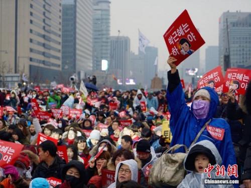 11月26日，韓國爆發(fā)“親信干政”事件后第五輪大規(guī)模集會(huì)。