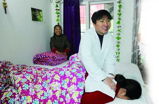 從失明絕望到振作開店，盲小伙陳冬經(jīng)歷重生