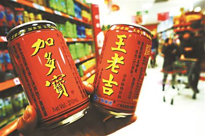 廣東省高級人民法院一審宣判，紅罐涼茶裝潢所有權歸屬于王老吉，加多寶稱將上訴供圖/CFP