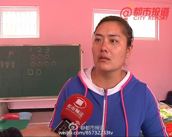 當(dāng)事老師接受采訪時表示很委屈。