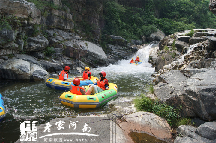 這個夏天,到關(guān)山、八里溝漂流戲水爽“到家”了