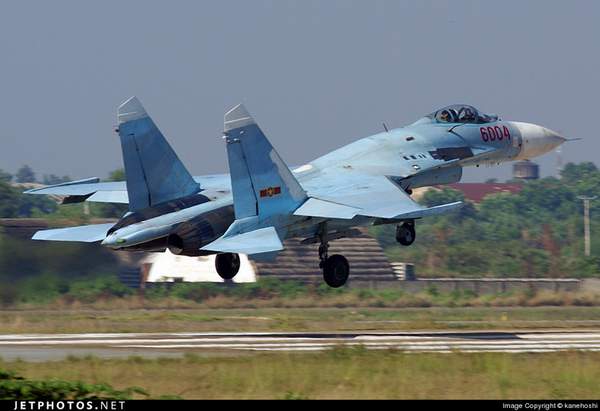 　　資料圖：越南空軍蘇-27SK戰(zhàn)機(jī)。