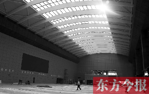 作為高鐵鄭州東站最重要的配套工程，鄭州綜合交通樞紐公路客運站的裝修工作即將完成，預(yù)計今年9月底與鄭州
