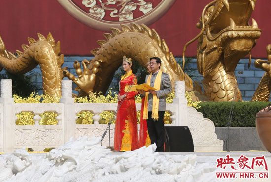 省委副書記、省政協(xié)主席葉冬松致歡迎詞。映象網(wǎng)記者 邵恰 攝