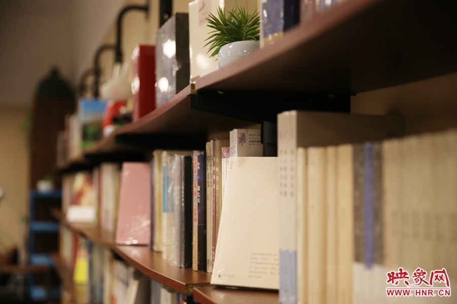 書店內的裝飾。